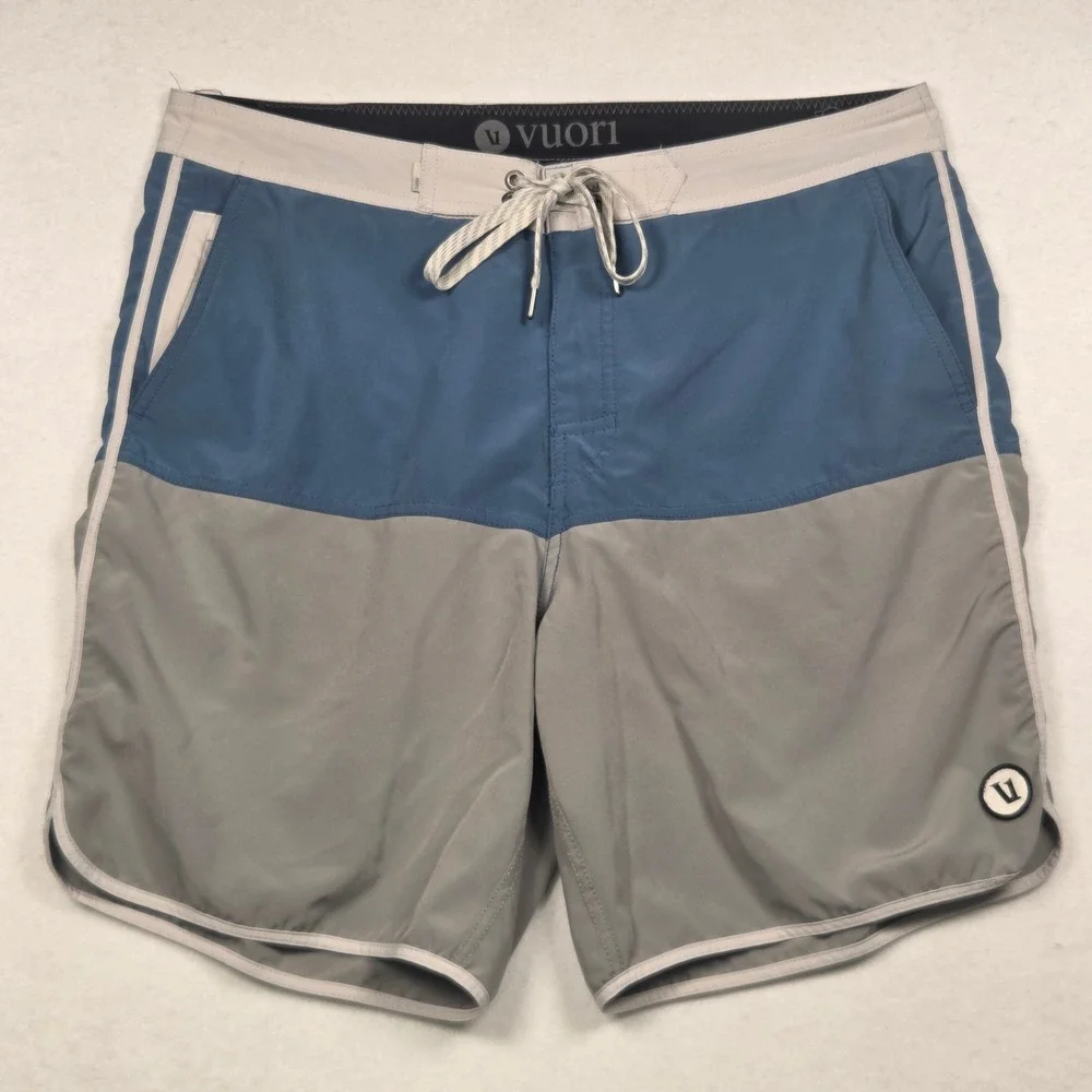 Vuori Cruise Boardshorts Mens 33 Blue Grey Colorblock V314 Swim Trunks Shorts